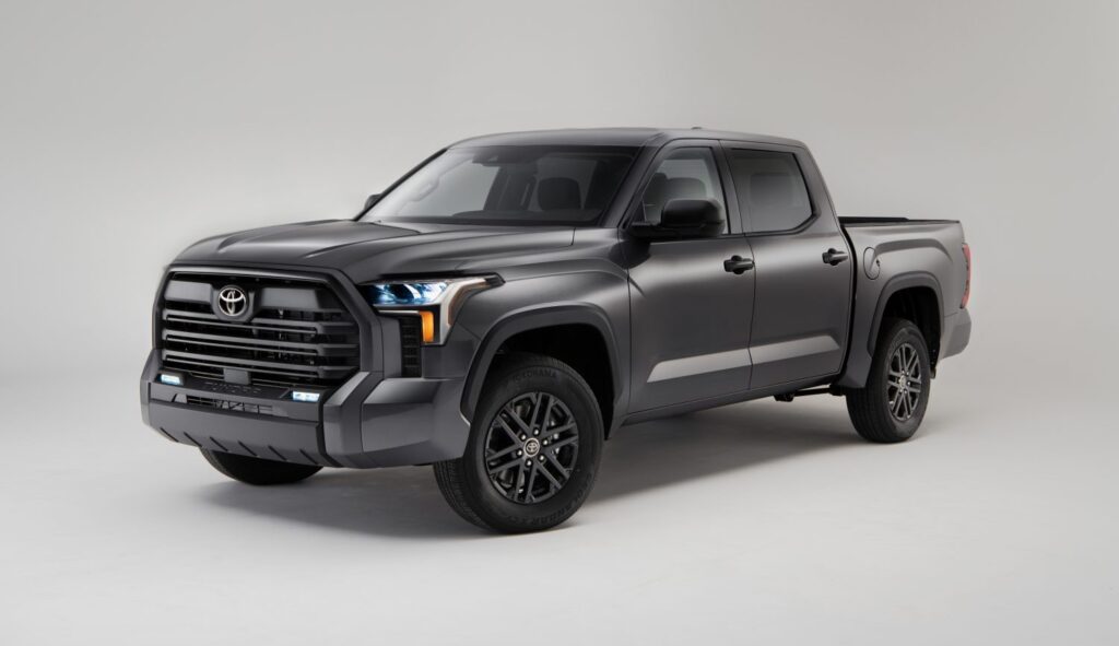 Toyota Tundra SX Package in Magnetic Gray Metallic