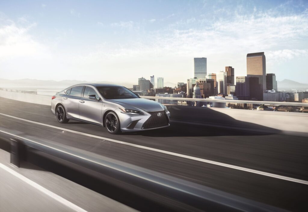 Lexus ES