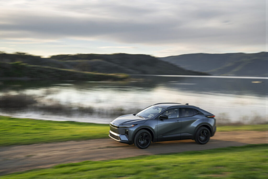 2026 Toyota C-HR SE in Overcast