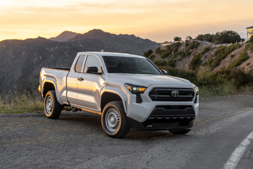 Toyota Tacoma SR XtraCab