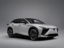 Lexus RZ