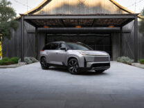 2028 Toyota Highlander Limited with a two-tone black roof