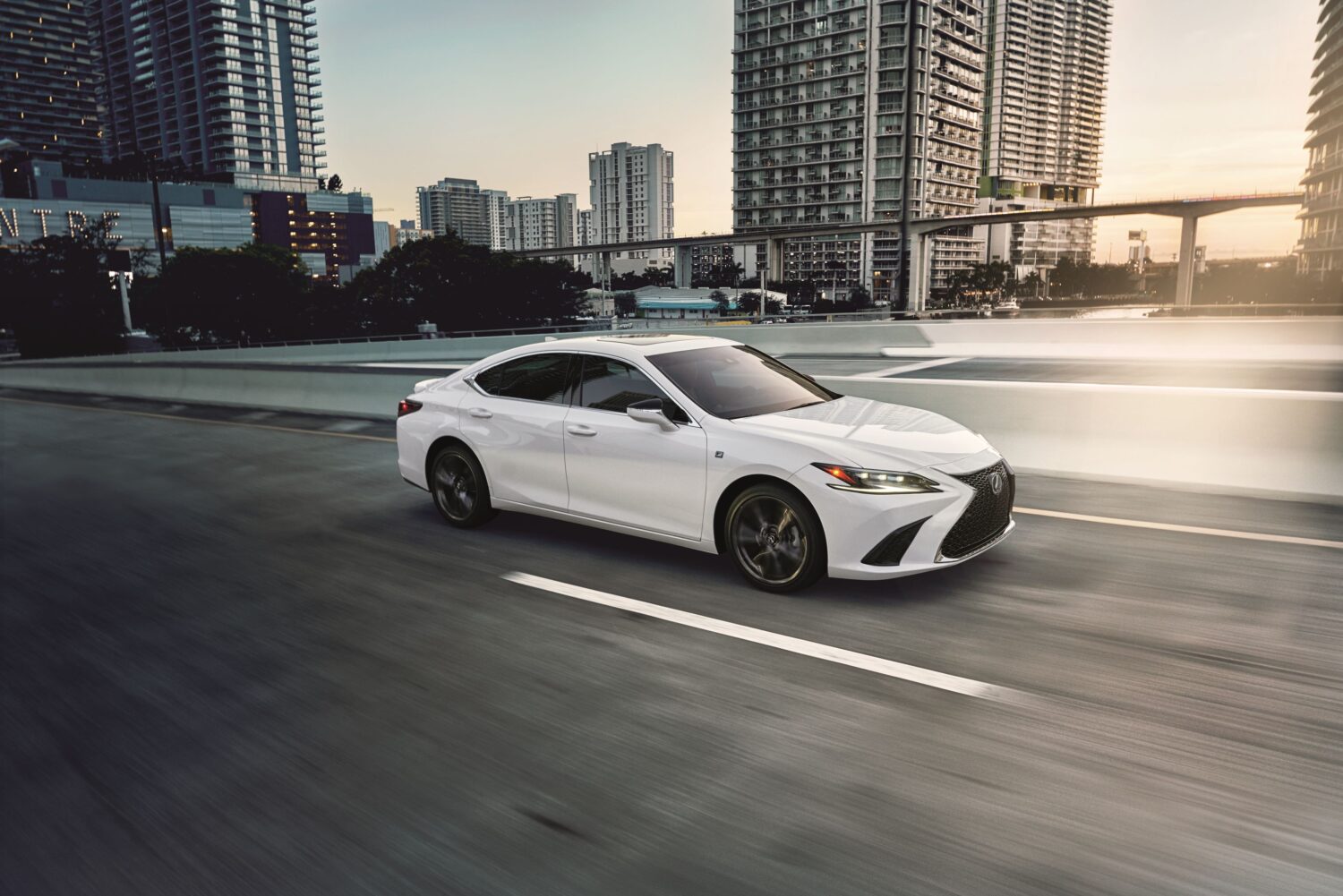 Lexus ES